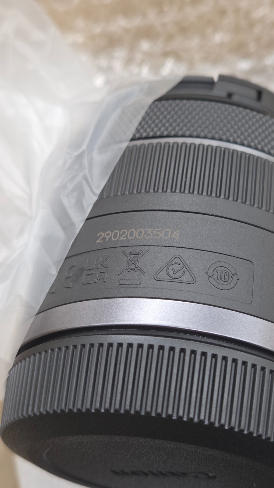 Canon EOS R8 Mirrorless Camera with RF 24-50mm f/4.5-6.3 IS STM Lens 5803C012