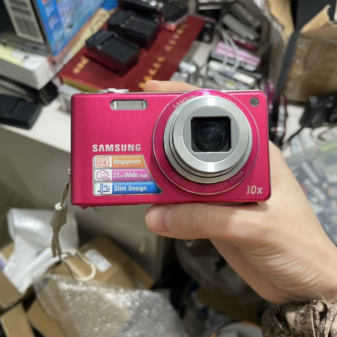 Samsung PL210 Digital Camera 14.2MP 10x Optical Zoom English Language Auto Focus