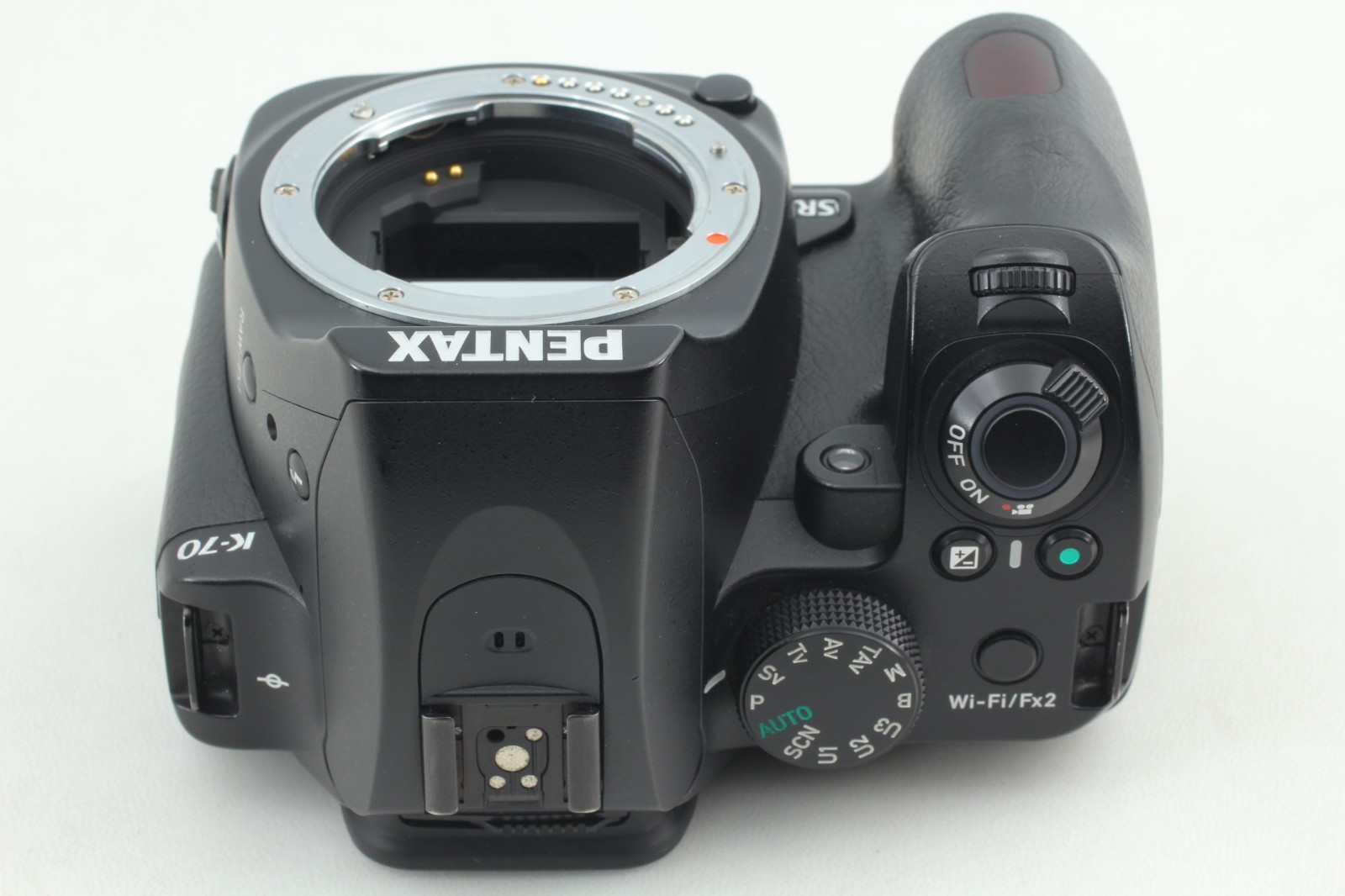 【 MINT 】 Pentax K-70 24.0 MP DSLR Camera Black w/ DA 18-135mm WR Lens from Japan