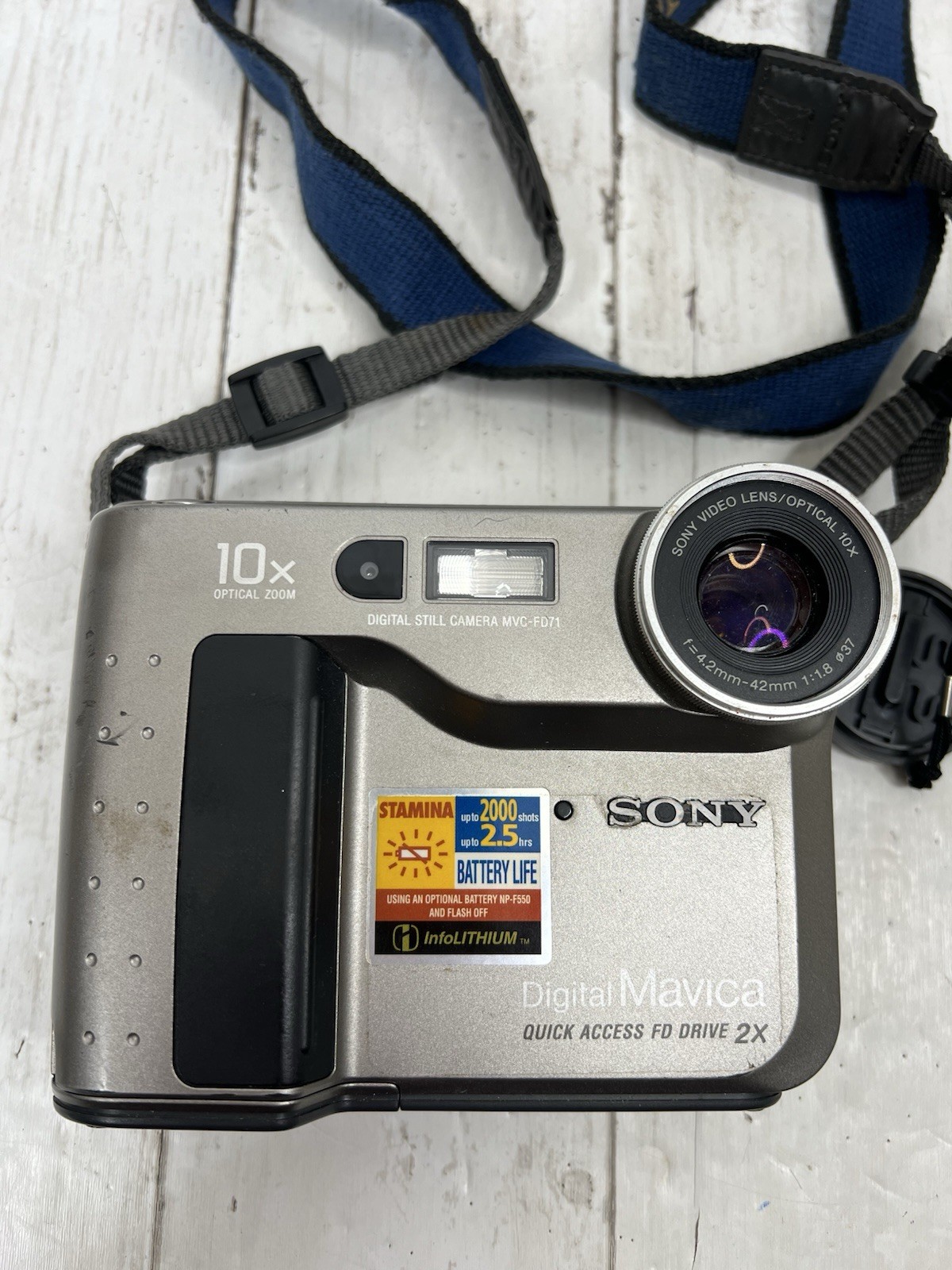 Sony Digital Mavica MVC-FD75 10x Zoom Floppy Disk Digital Camera Untested