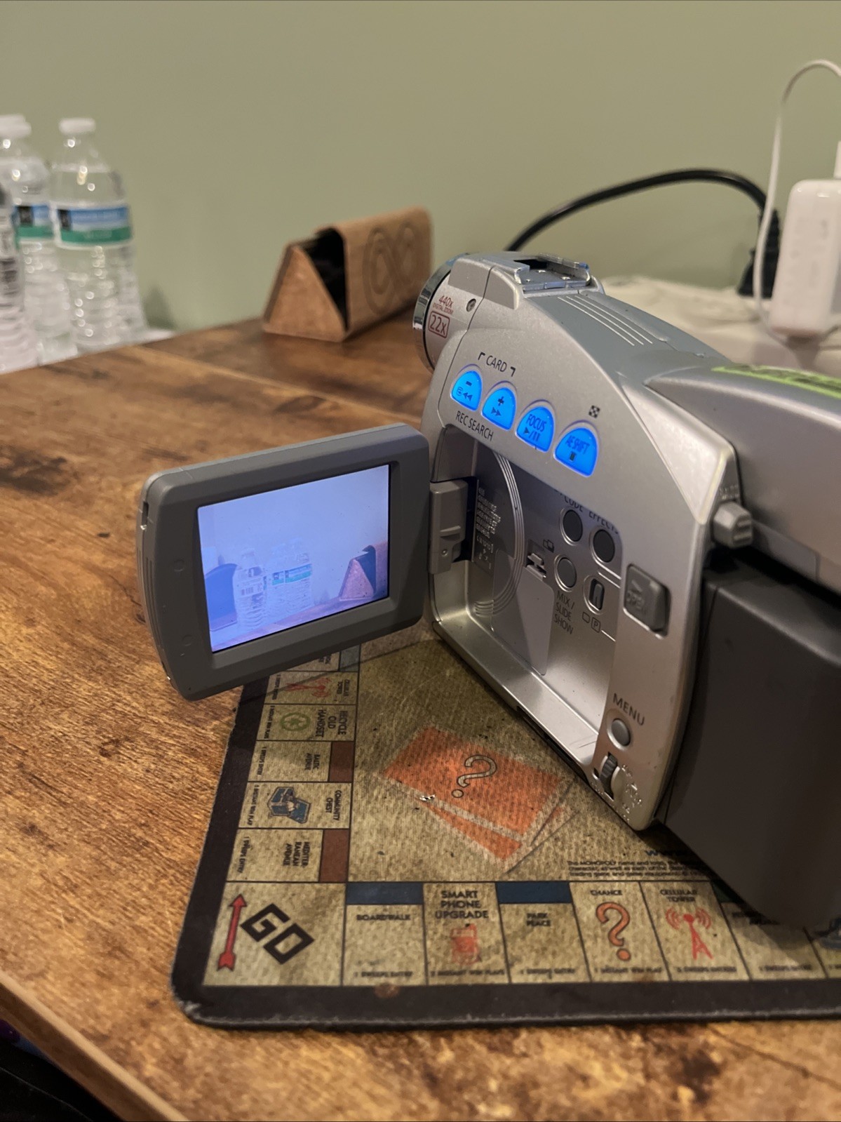 Canon ZR70 MC MiniDV Standard Definition Camcorder (Silver)