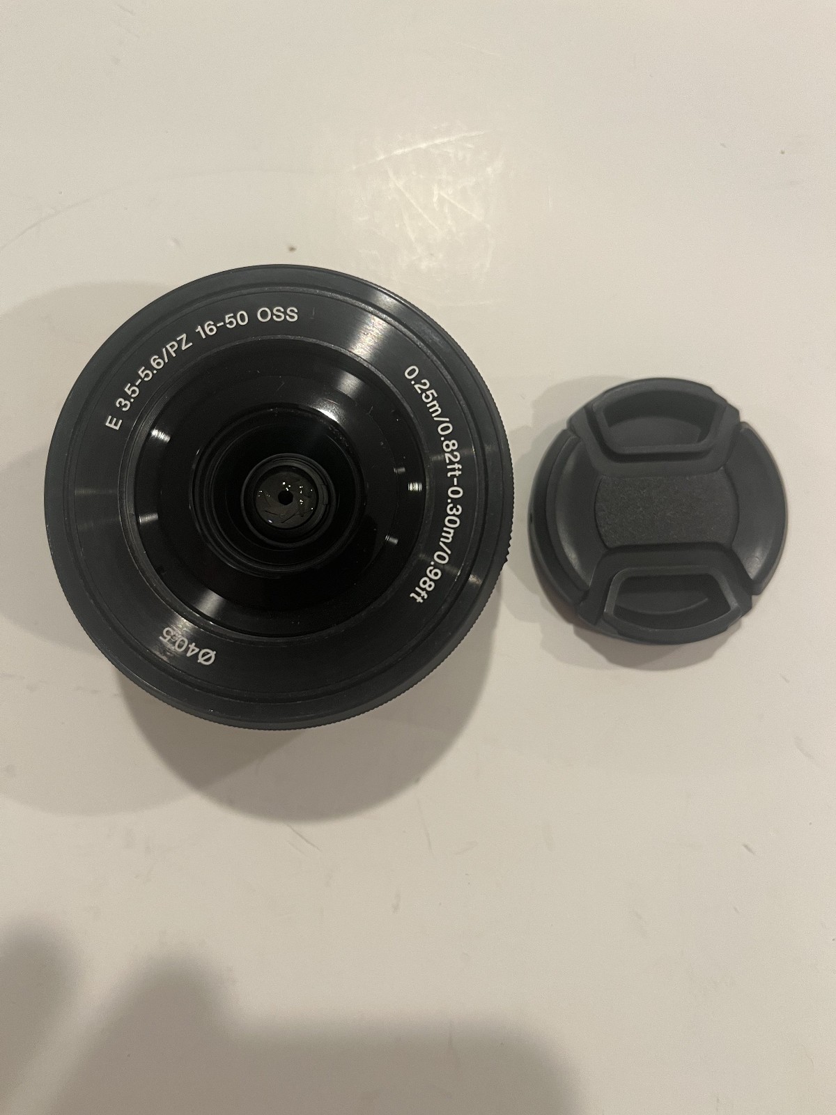 Sony SEL 16-50mm f/3.5-5.6 Zoom Lens – Both Lens Caps – Free Shipping