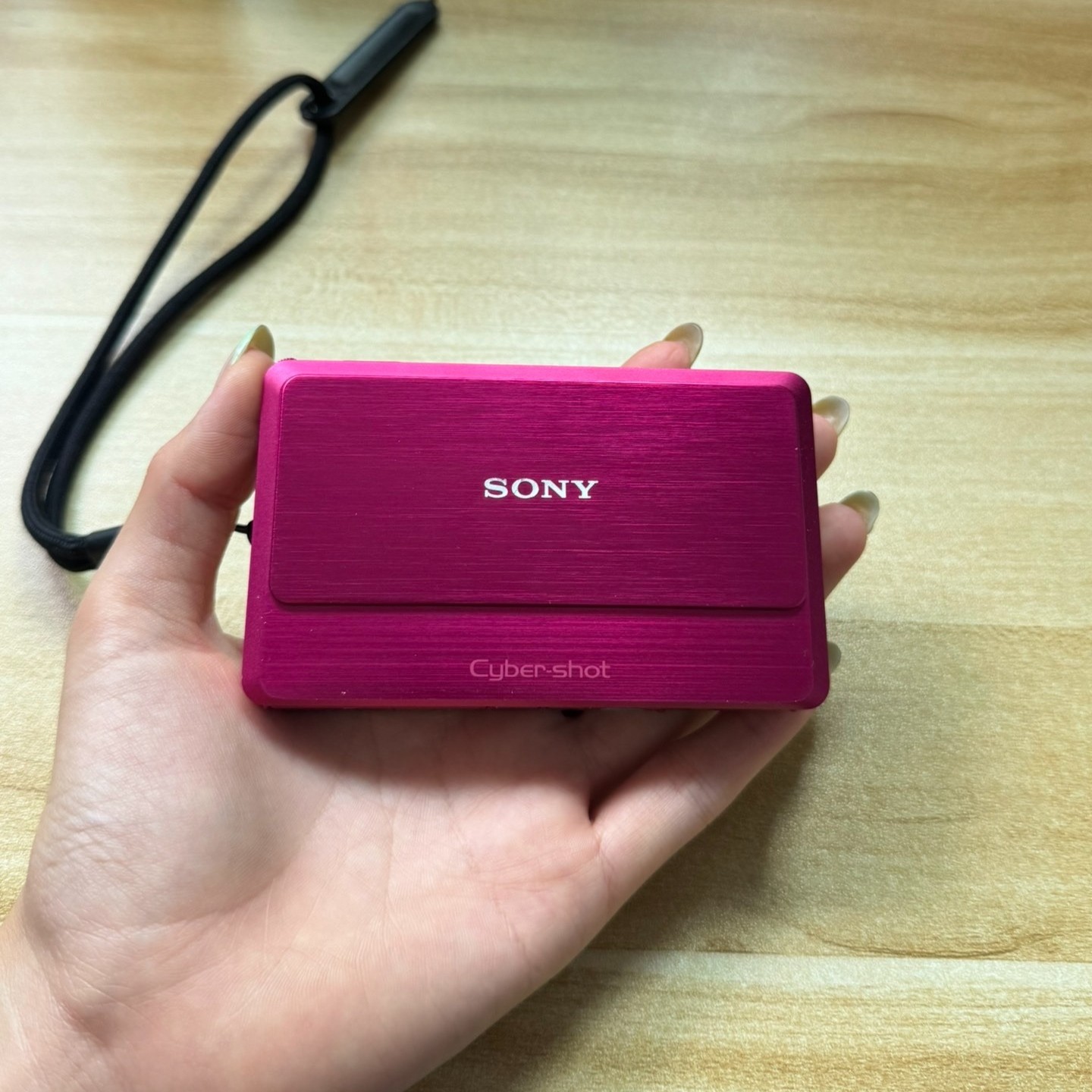 Sony Cyber-Shot DSC-TX9/TX9C 12.2MP CMOS Vintage Digital Camera – Pink
