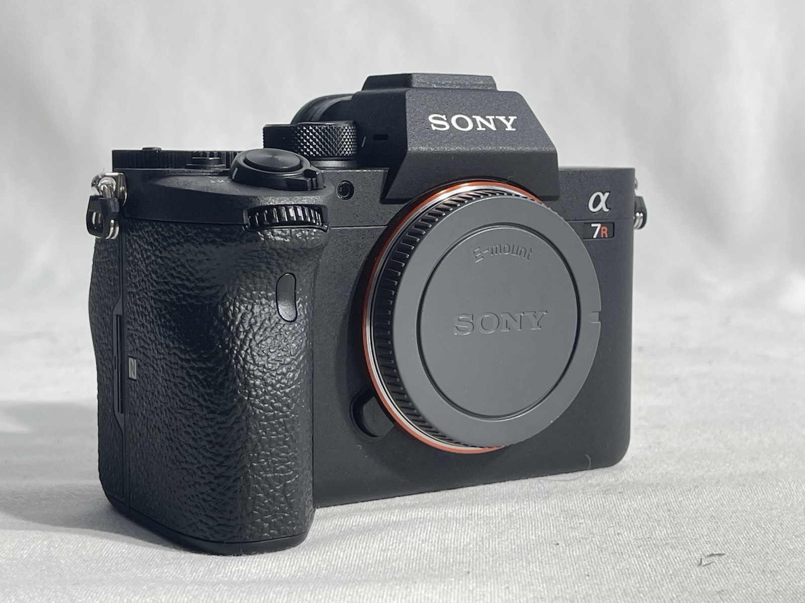 *NEW* Sony Alpha a7R IVA Camera Body Bundle w/ SKB Case 2x Batteries 2x 512GB SD