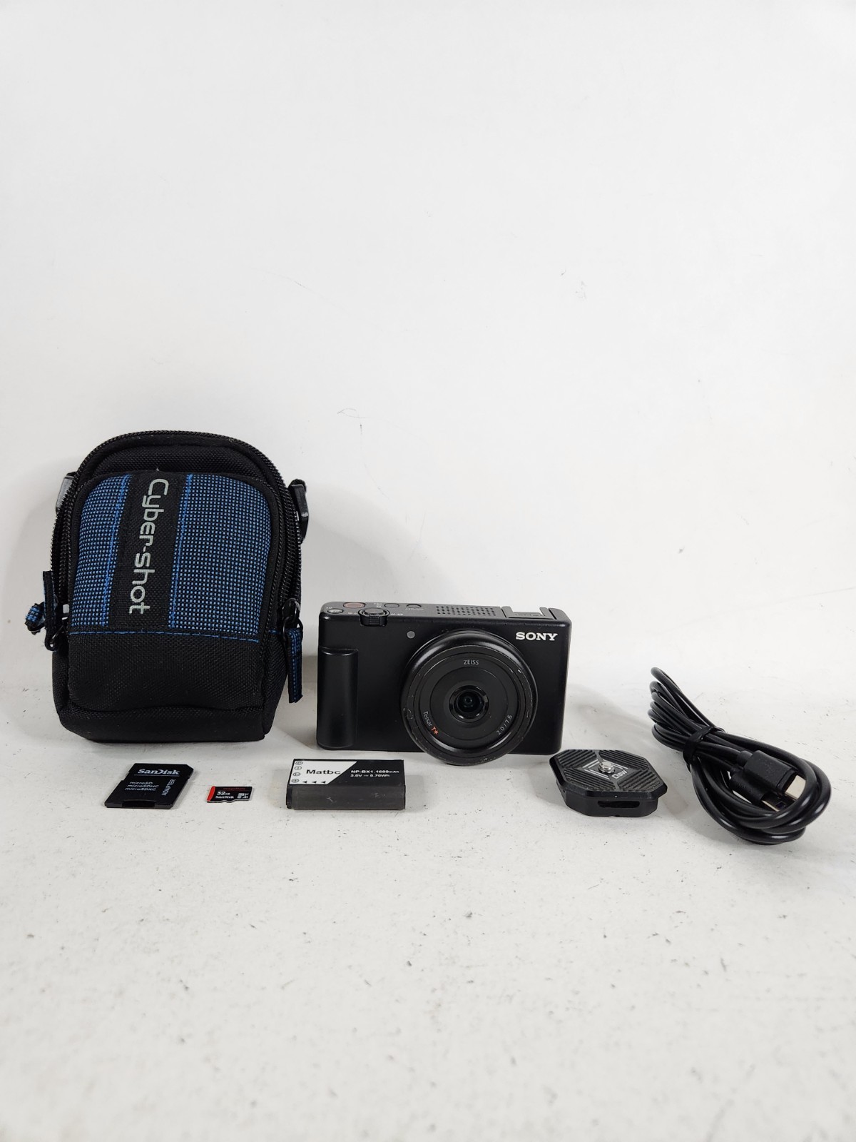 Sony ZV-1F Vlog Camera Black With Case Charging Cable SD Card Battery Tested