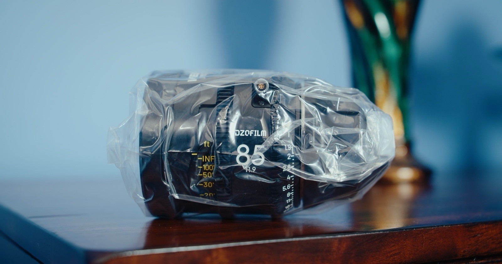 DZOFilm Vespid2 85mm T1.9 Prime Lens (ARRI PL, Feet)