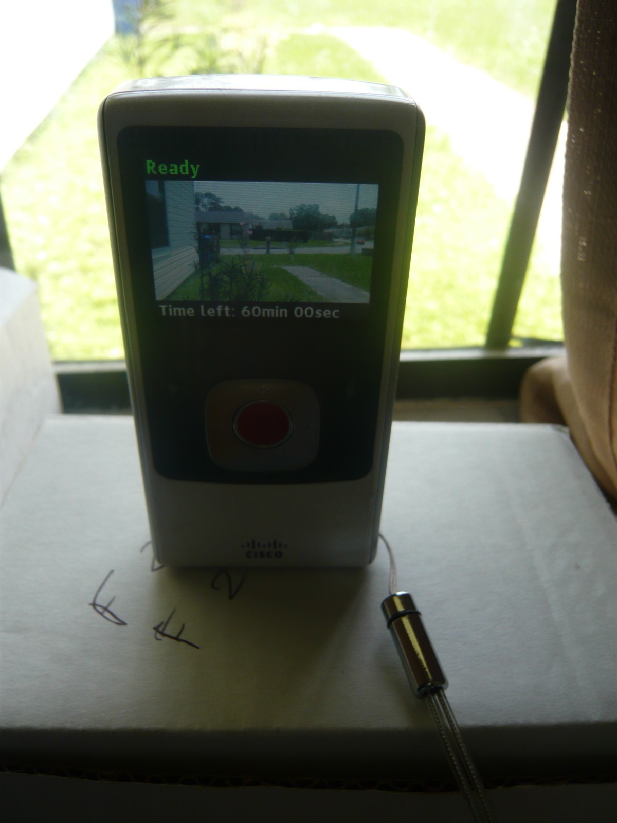 Flip Video U260W 4 GB Camcorder with 2 AA Battery – WORKS (Tested) U260