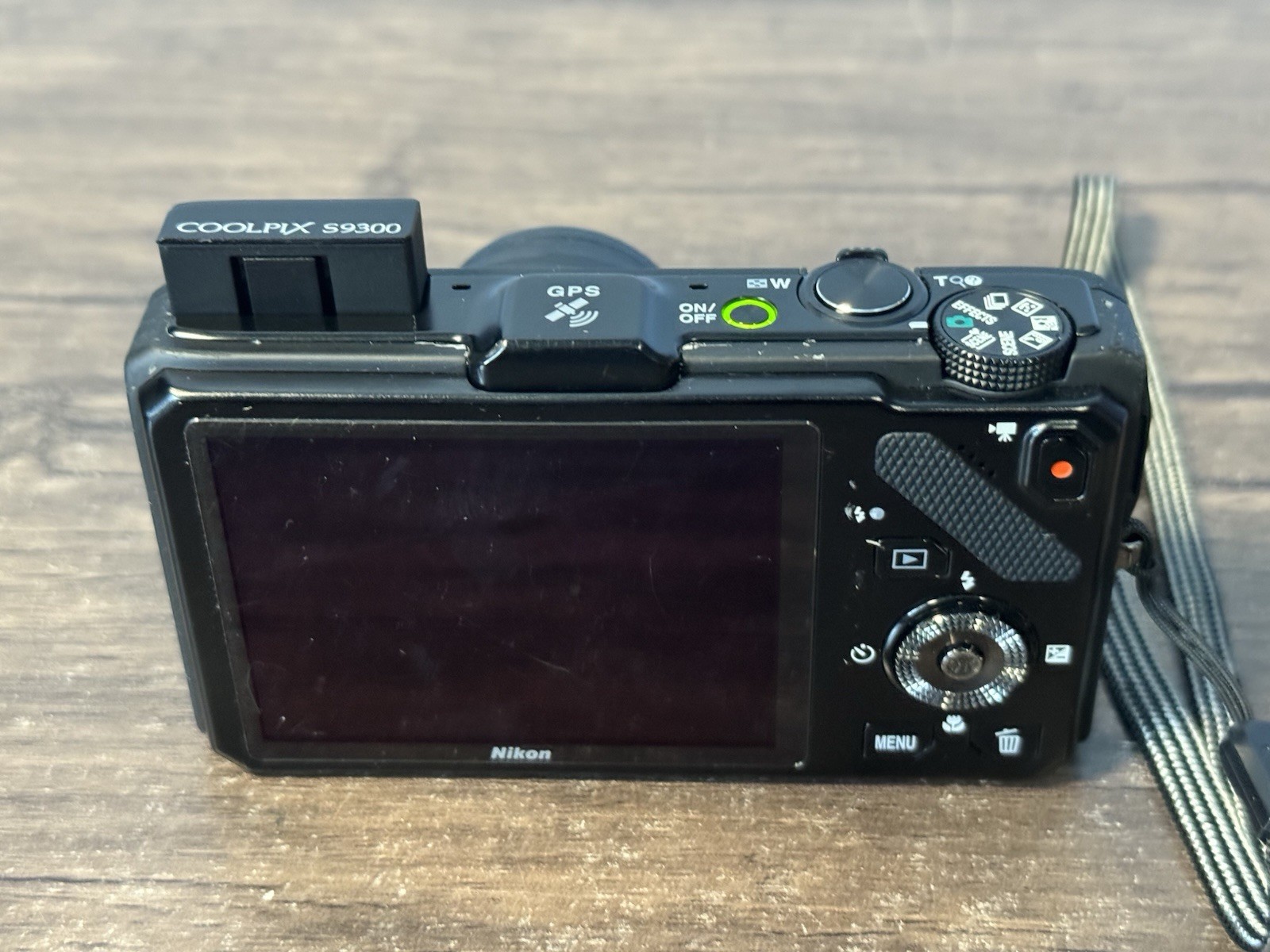 Nikon COOLPIX S9300 16.0MP Black Digital Camera With Charger (No Flash)