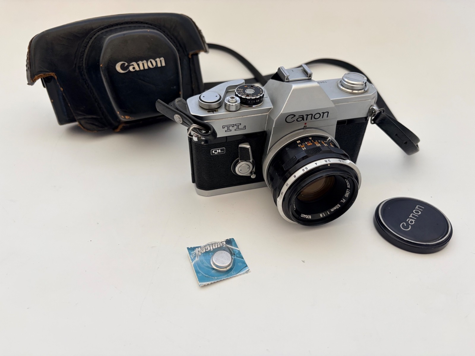 Canon TL QL 35mm SLR Film Camera with Canon 50mm Prime Lens- Tested & Working