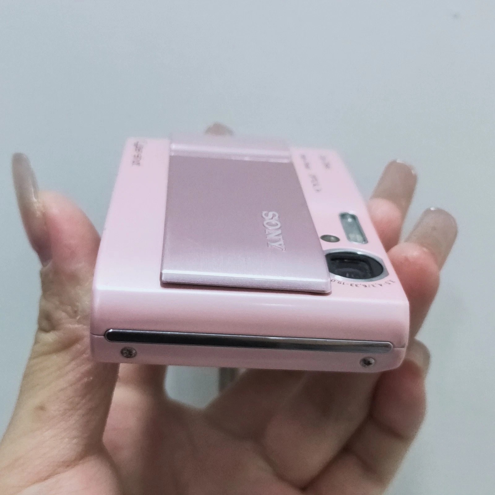 Sony Cyber-shot DSC-T10 7.2MP 3x Optical Zoom Digital Camera Pink