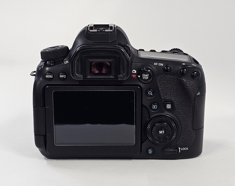 #Canon EOS 6D Mark II 26.2MP Digital SLR Camera (S/N 058051000330) -104K COUNT