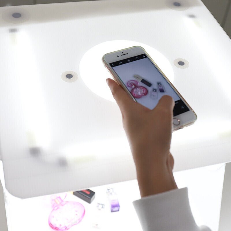 Foldio2 Plus (15″ All-in-one Foldable Light Photo Studio Box) by ORANGEMONKIE