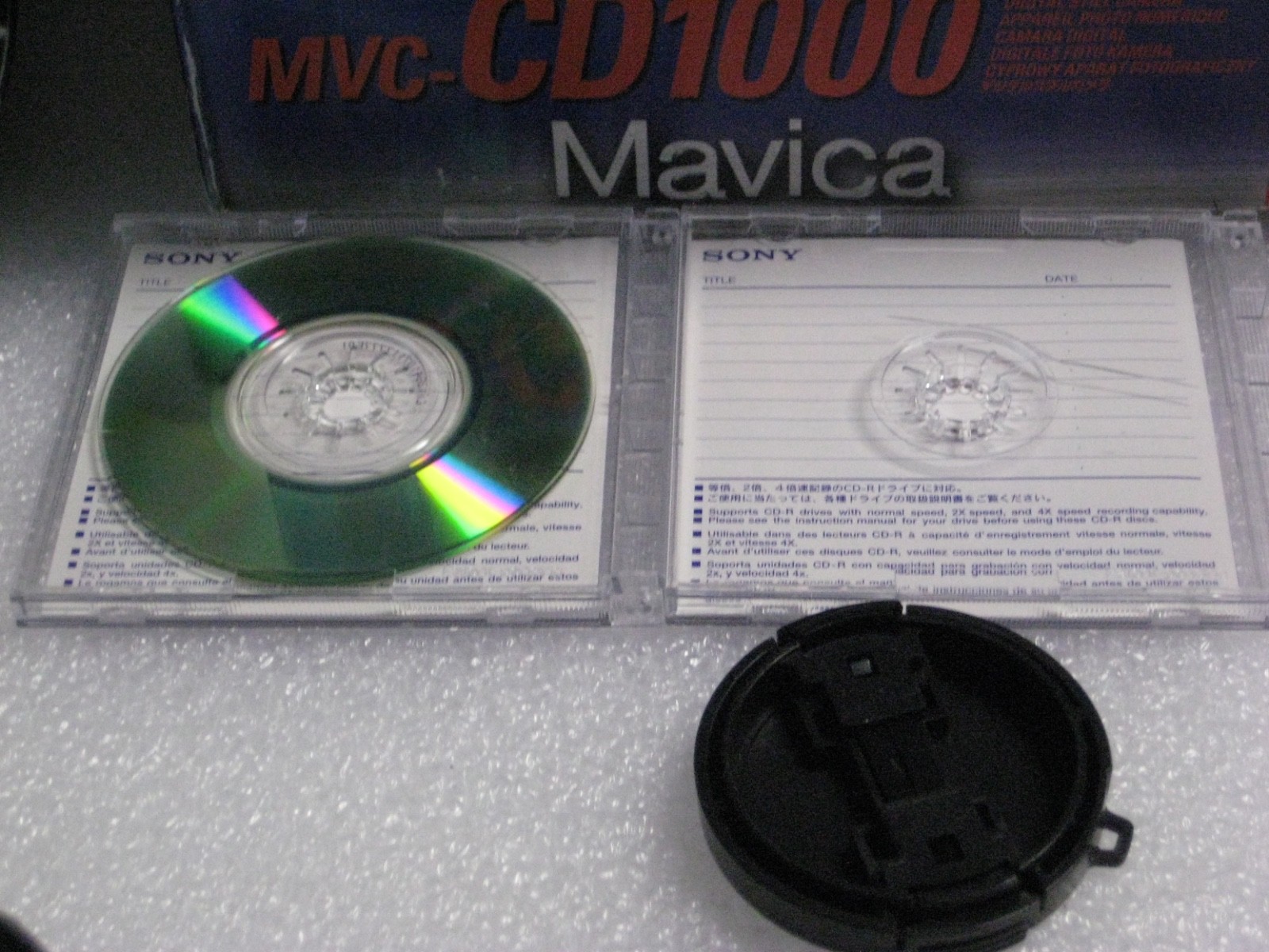 Sony Mavica MVC-CD1000 2.1MP Digital Camera Black & Metallic silver Pre-owned