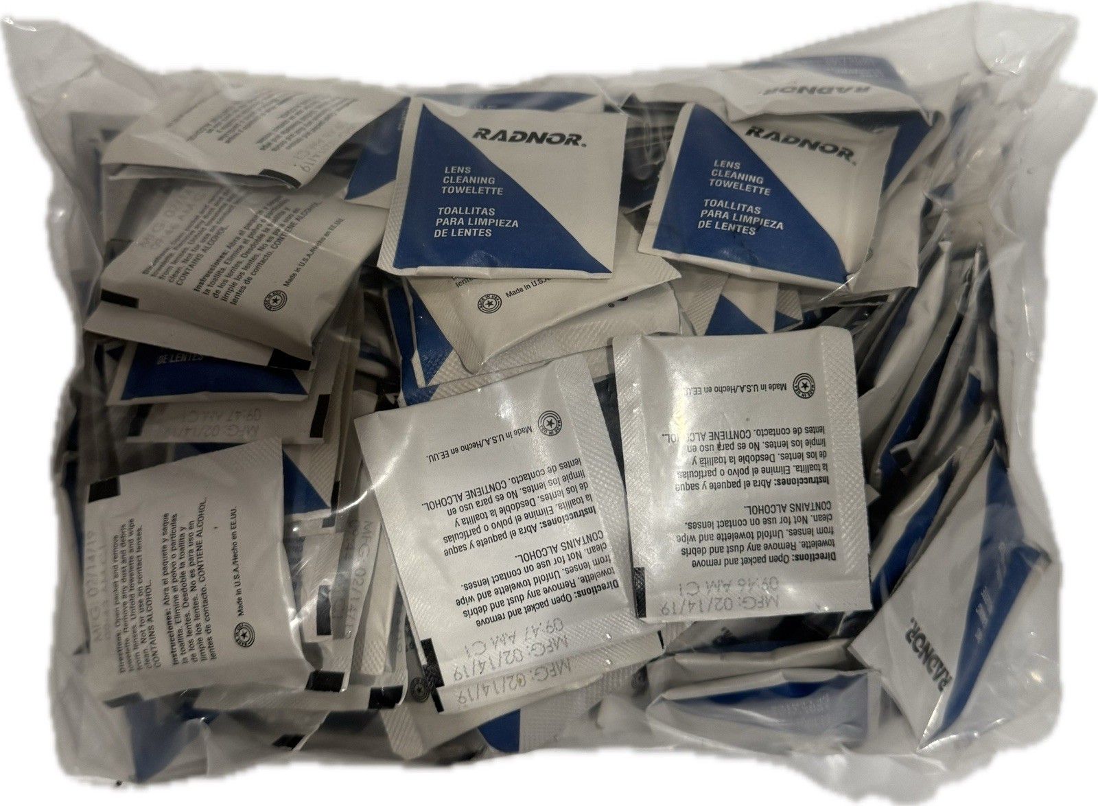 200 Wipes RADNOR 5″ X 8″ Pre-Moistened Lens Cleaning Wipes