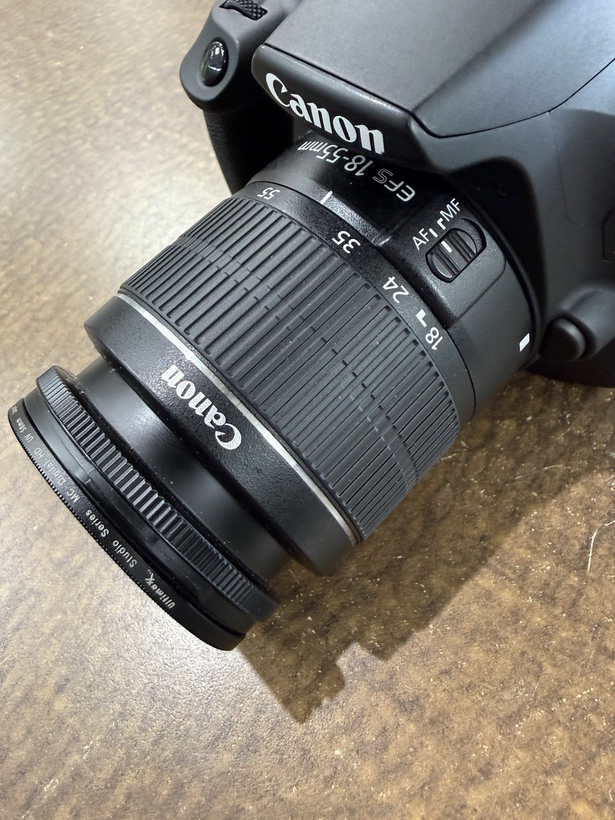 Canon EOS 2000D 24MP EF-S 18-55mm 1:3.5-5.6 DSLR Camera – Black No Charger