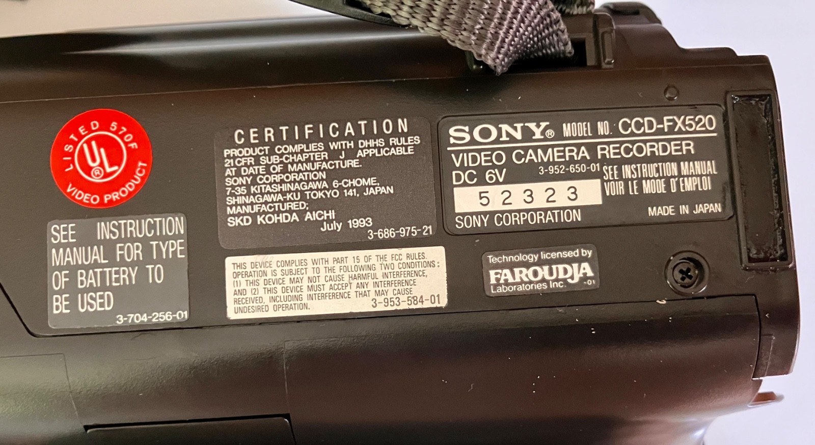 Sony Handycam CCD-FX520 Video 8 Camcorder Bundle w/ Charger & Bag,Untested…