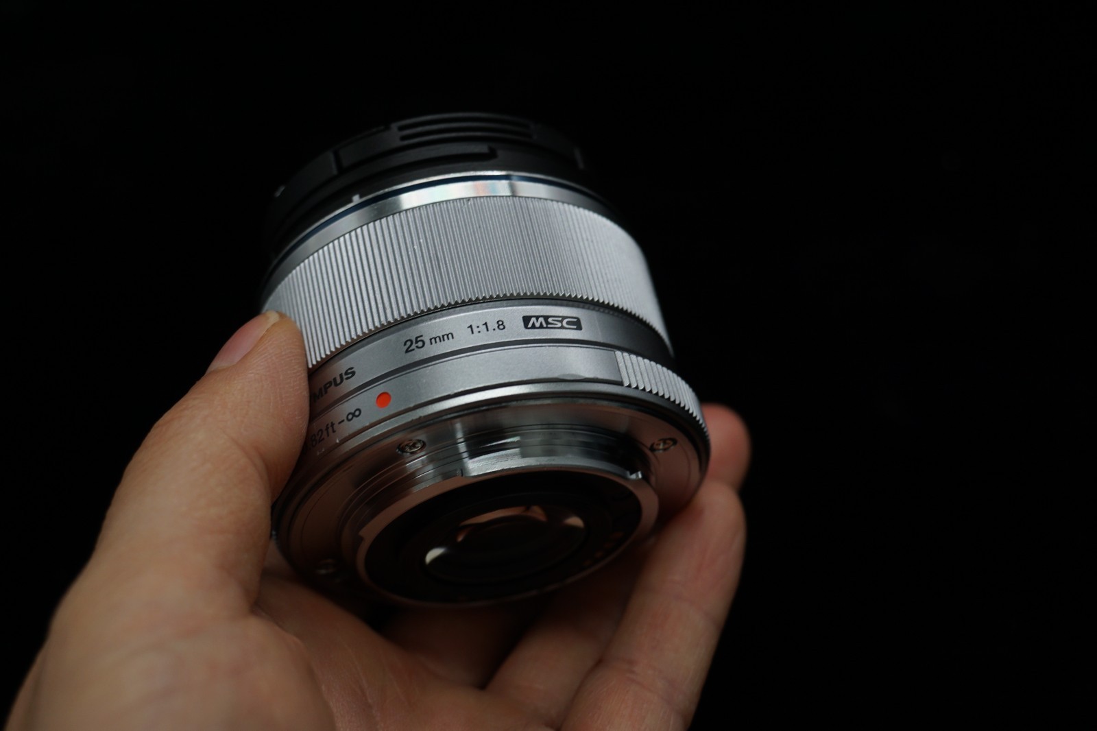 [US Duty Paid] OLYMPUS M.ZUIKO 25mm F/1.8 Silver Lens for Micro Four Thirds 9069