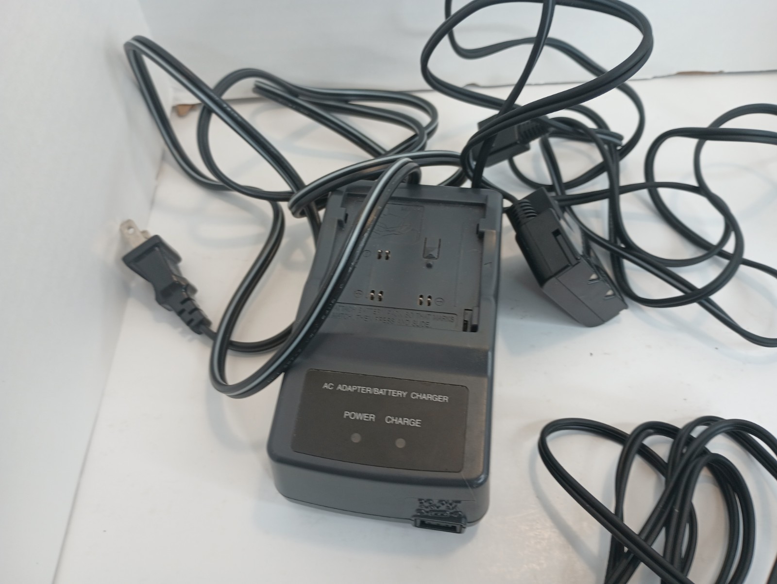 Sharp Viewcam VL-E765 8mm Video8 Camcorder Player Bundle Tested Works Wall Power