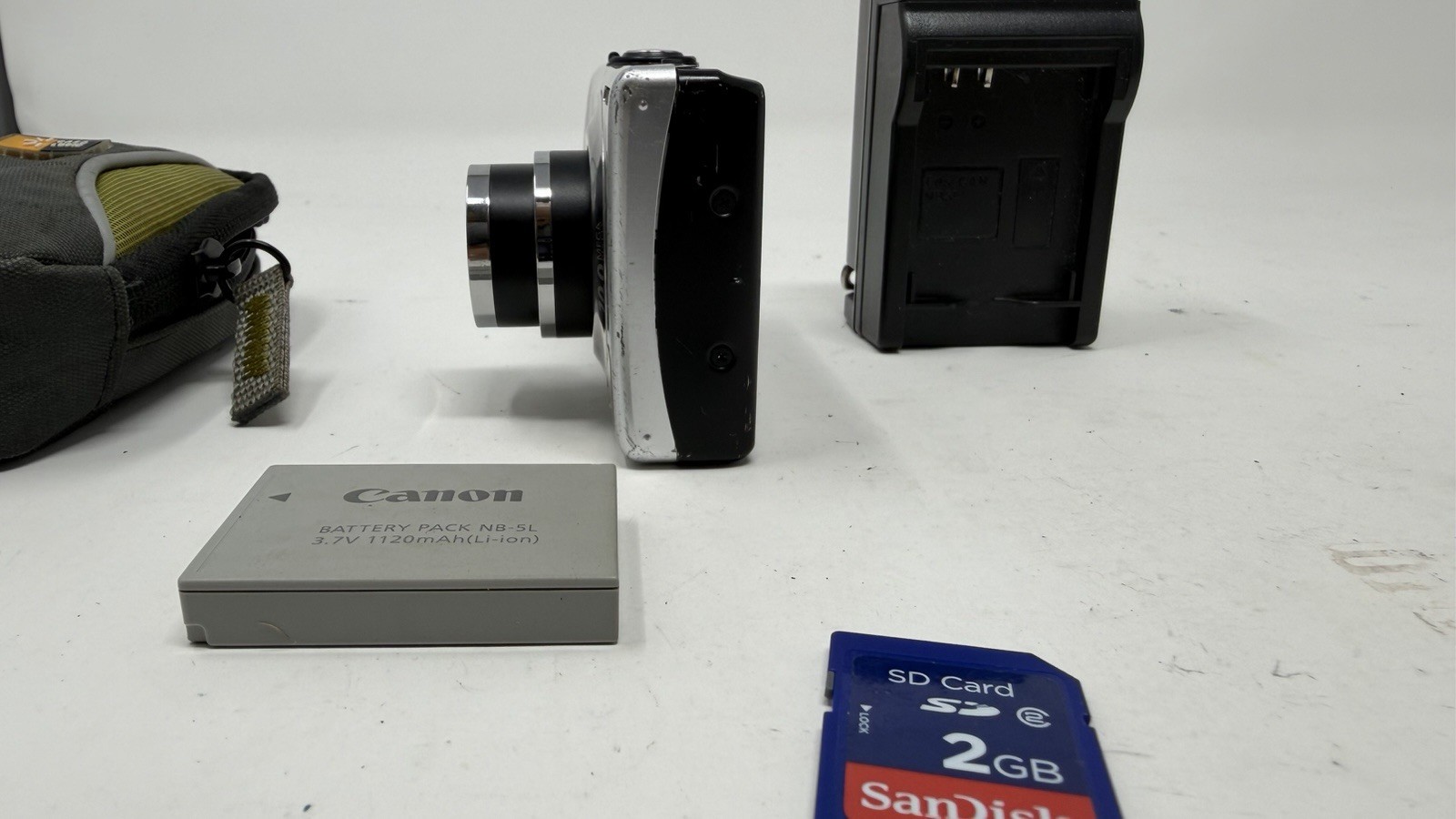 Canon PowerShot SD 880 IS ELPH 10.0MP 4x Camera – Silver Tested W/ 2 Batteries
