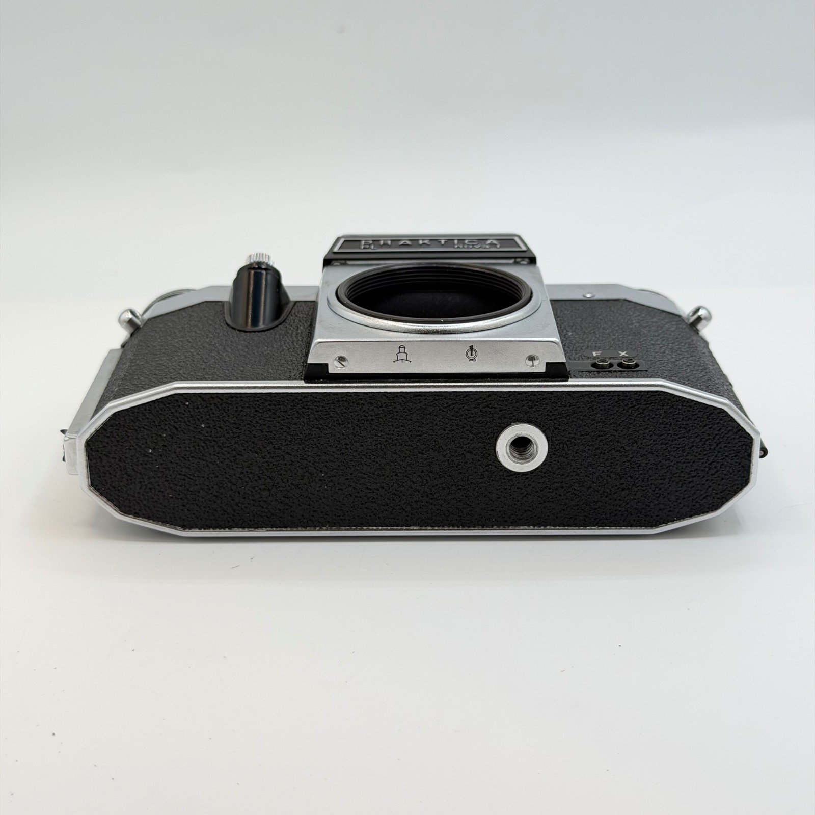 Praktica PL nova I 35mm SLR Film Camera Body Silver Black Vintage M42 Mount