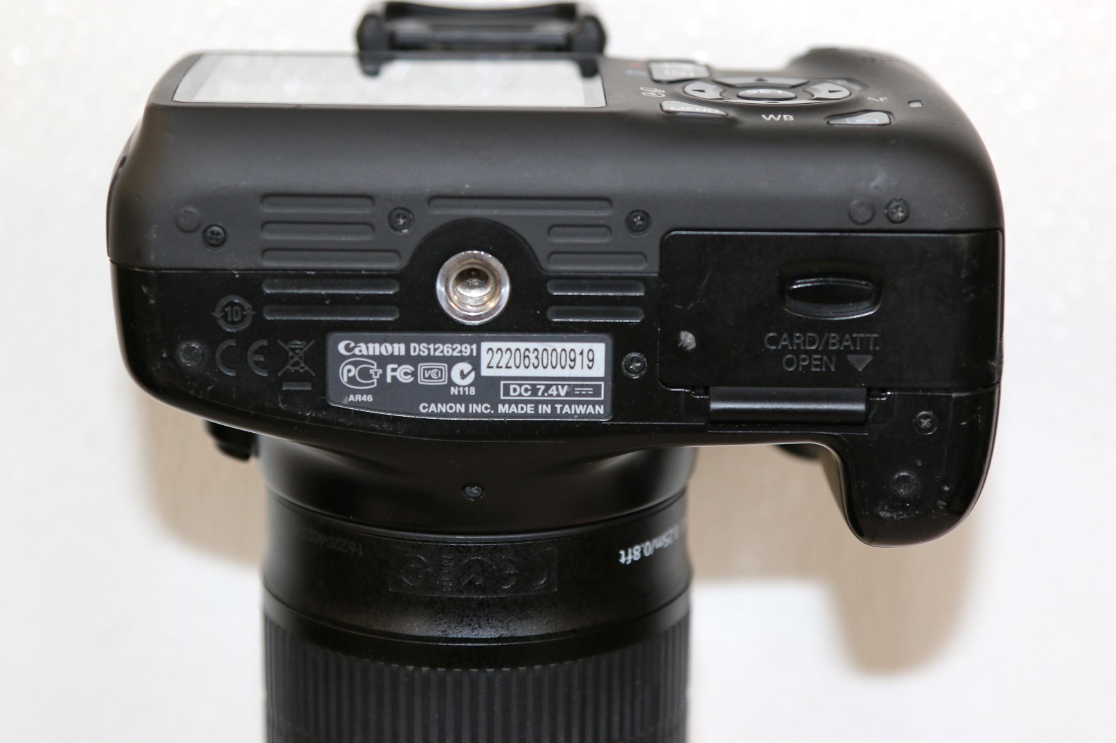 Canon EOS Rebel T3 DSLR Camera 12.2MP, 18-55mm EFS Lens w/2 Batteries, Charger