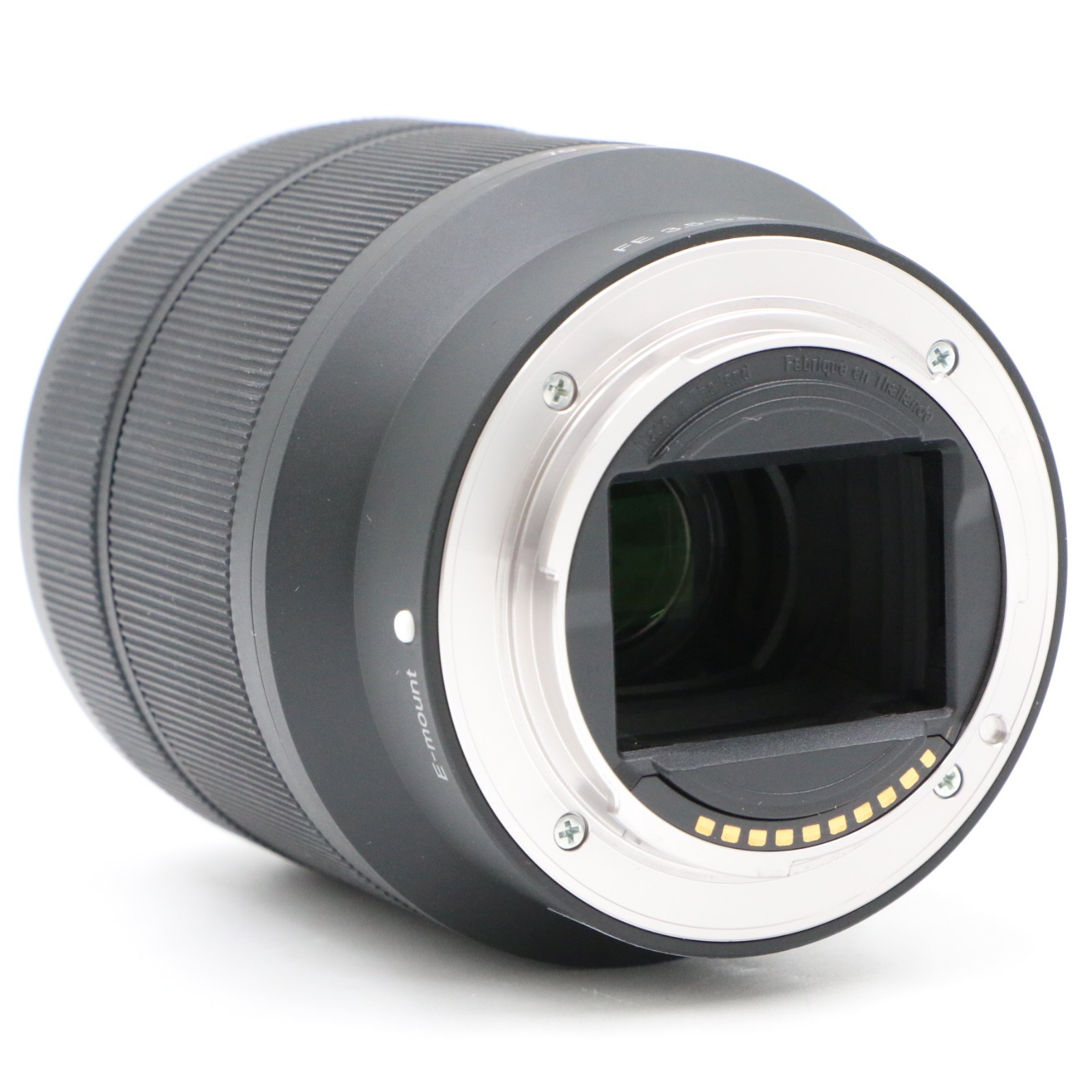 Sony Alpha A7 II ILCE-7M2 w/28-70mm Shutter Count 669 [Top Mint]