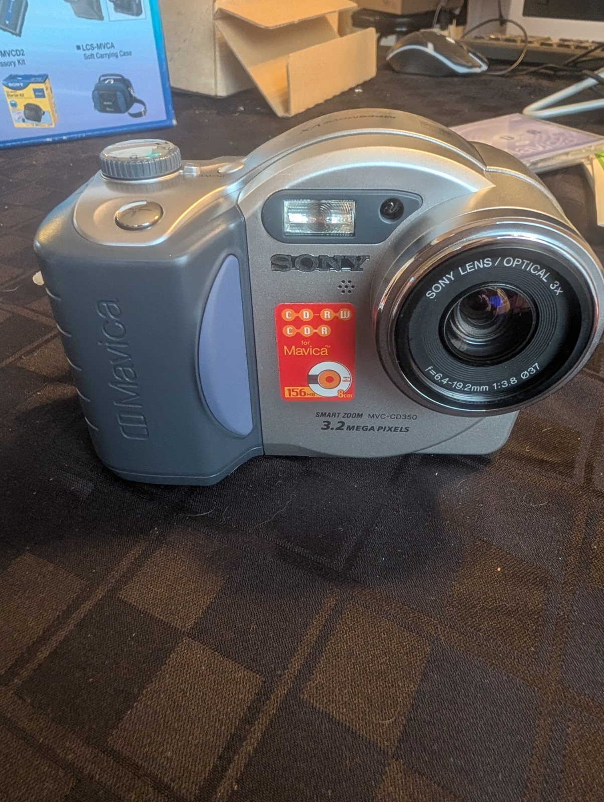 Sony CD Mavica 3.2MP Digital Camera – 3x Optical Zoom – (MVC-CD350) New Open box