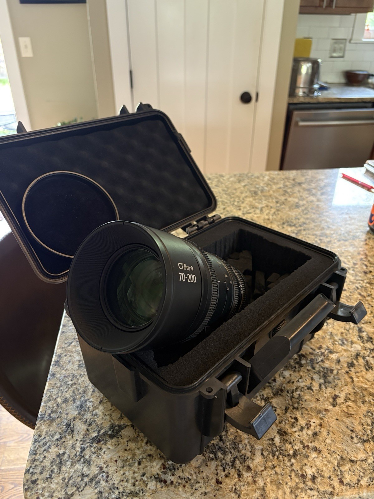 Cinematics CT Pro 70-200mm T3.1 cine zoom lens PL MOUNT