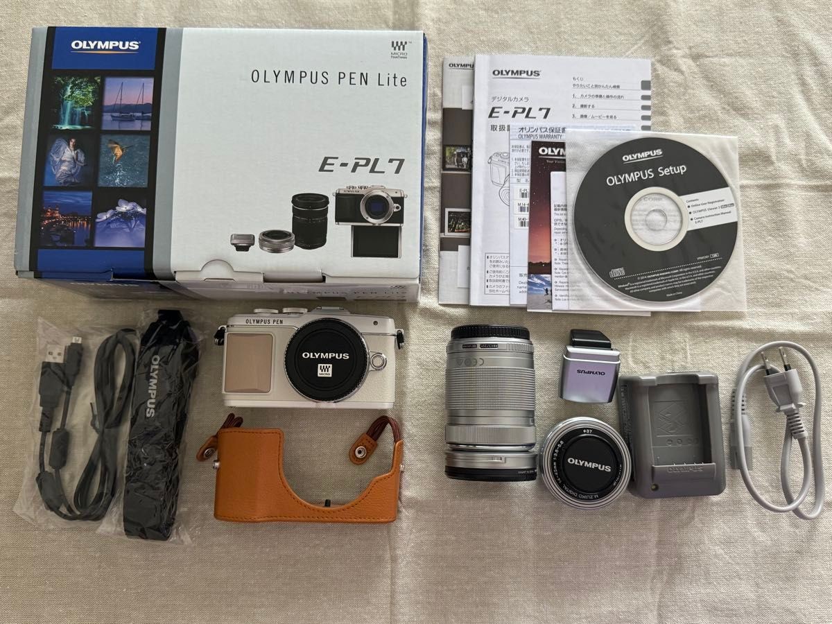 OLYMPUS PEN Lite E-PL7 White Mirrorless Double Zoom Kit
