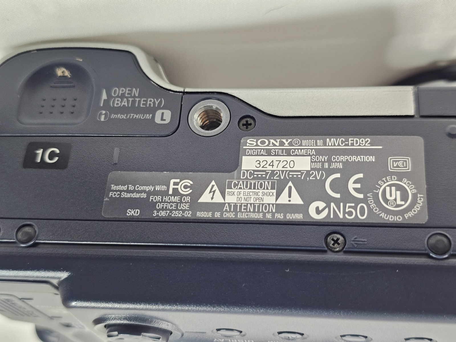 Sony MVC-FD92 Mavica Digital Camera Tested Case 2 Batteries Memory Cards Disks