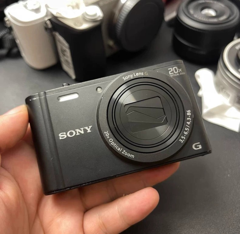 Black Sony Cyber shot DSC-WX350 18.2MP 20x Compact Digital Camera Full HD