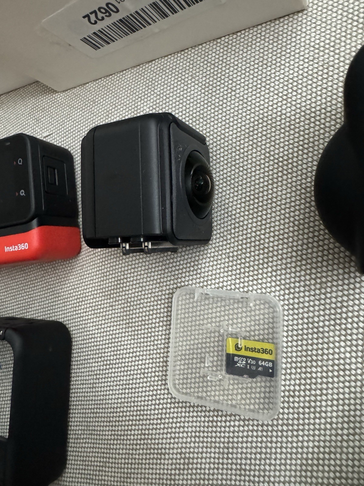 Insta360 ONE RS Twin Edition Camera +Selfie Stick