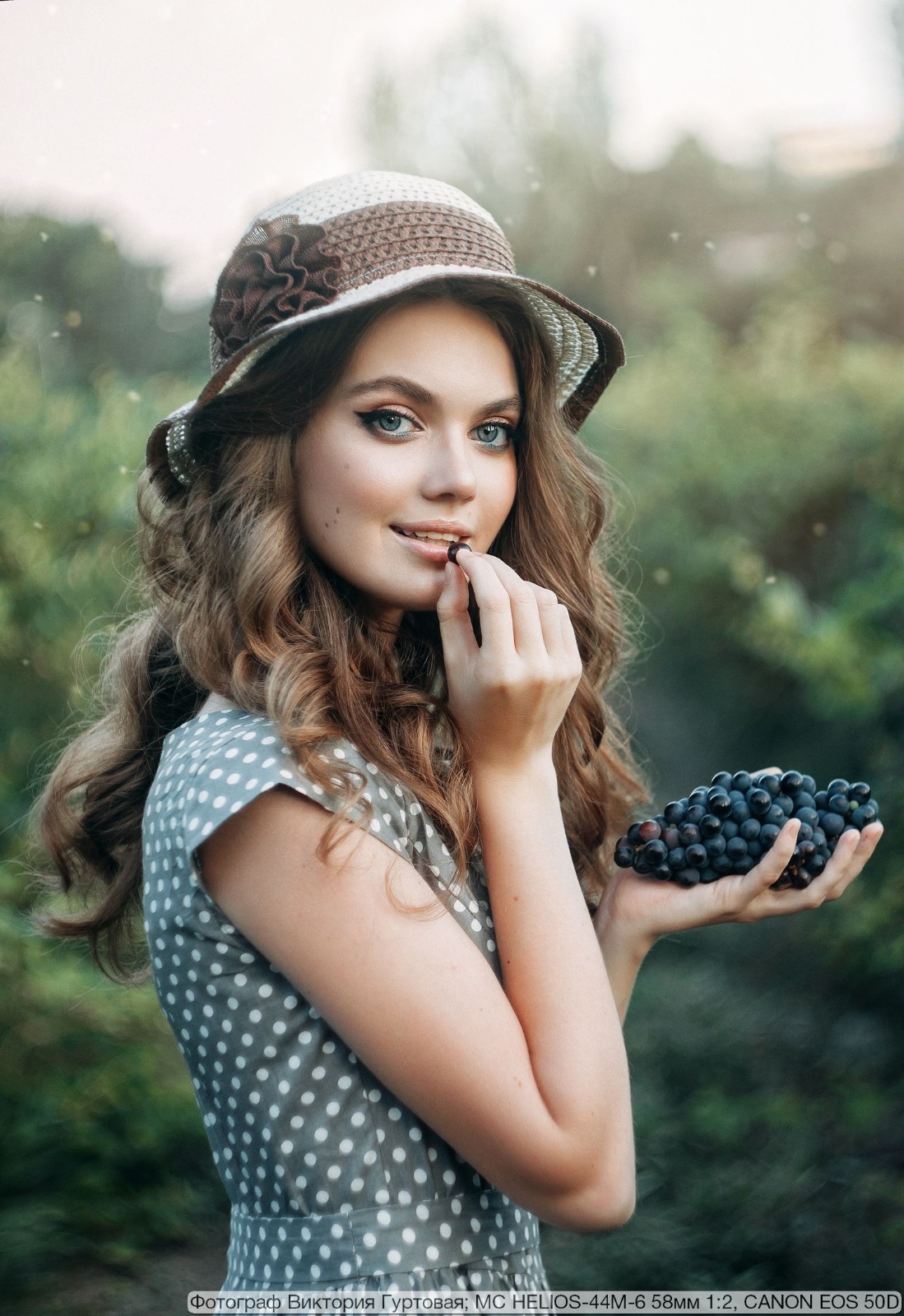 Petzval Modification Helios 44-2 58mm/f2 Soviet Lens Dreamy Swirly Bokeh M42