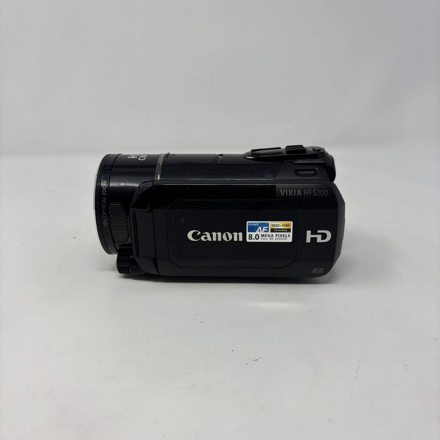 Canon HD Cmos 2.07 Compact Digital Camera NO BATTERY