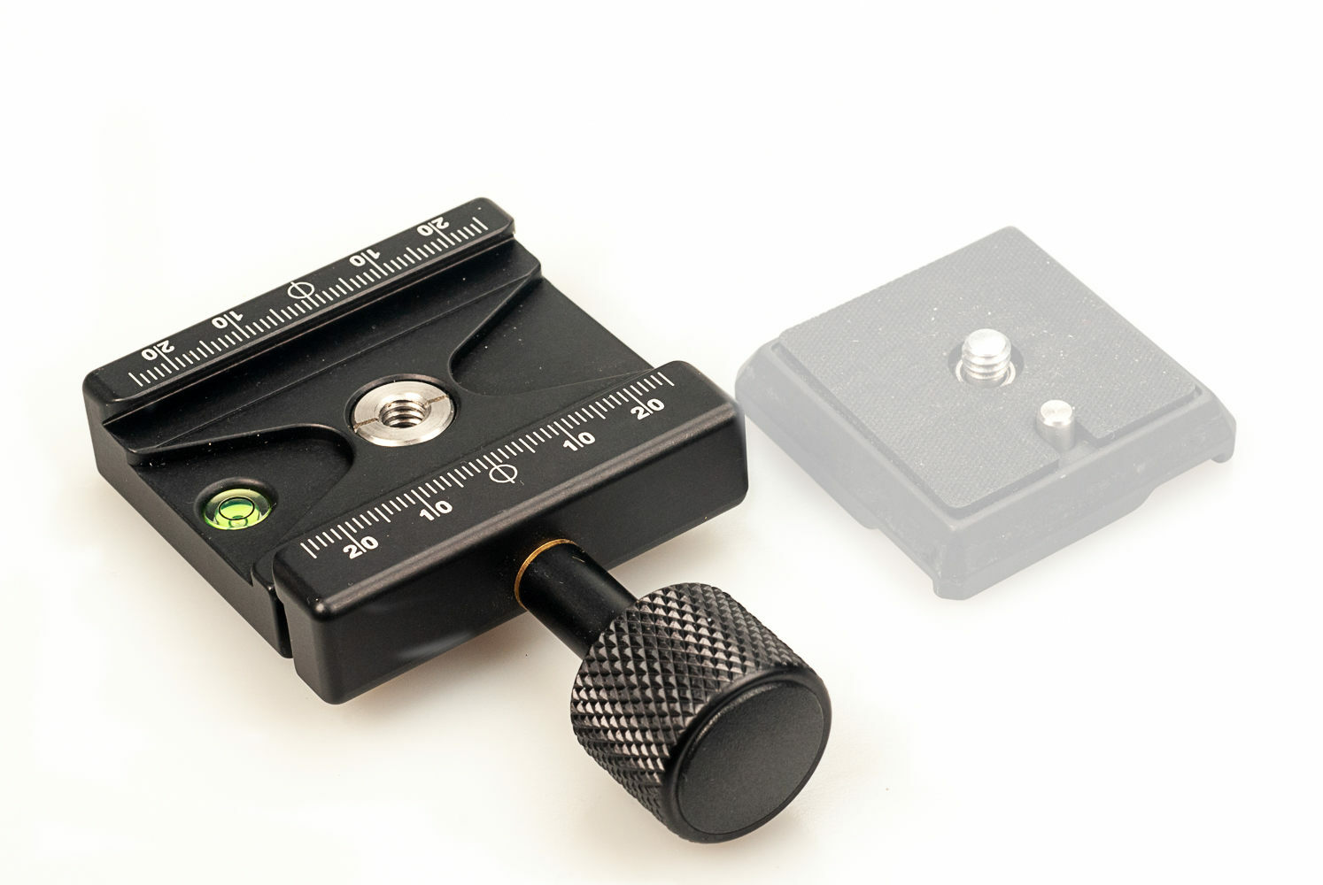 Arca Swiss clamp for Gitzo plate, Works with RRS Wimberley Acratech Arca Swiss