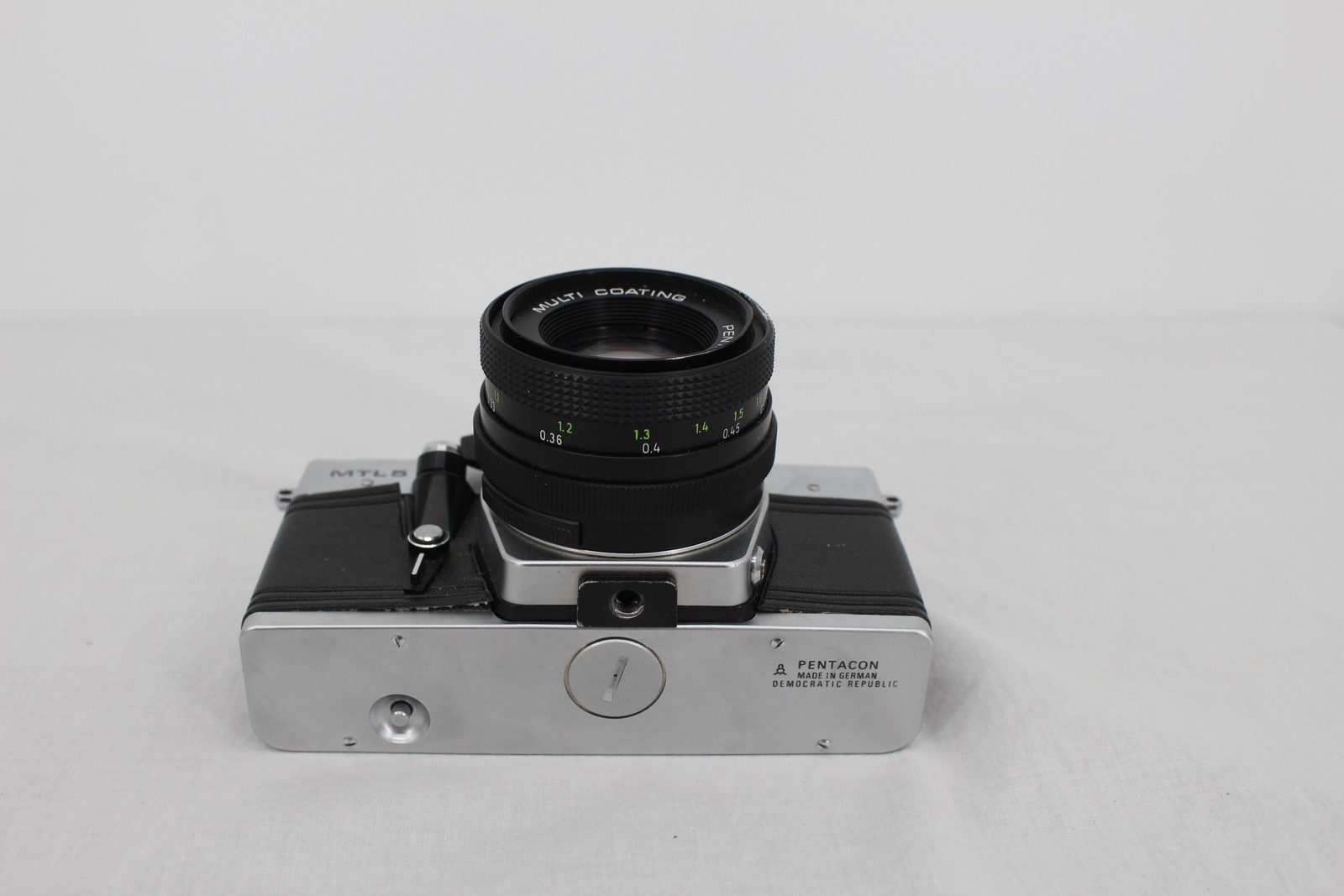 Vintage Praktica MTL5 SLR Camera 35mm Film Pentacon 50mm Lens Silver Black DDR