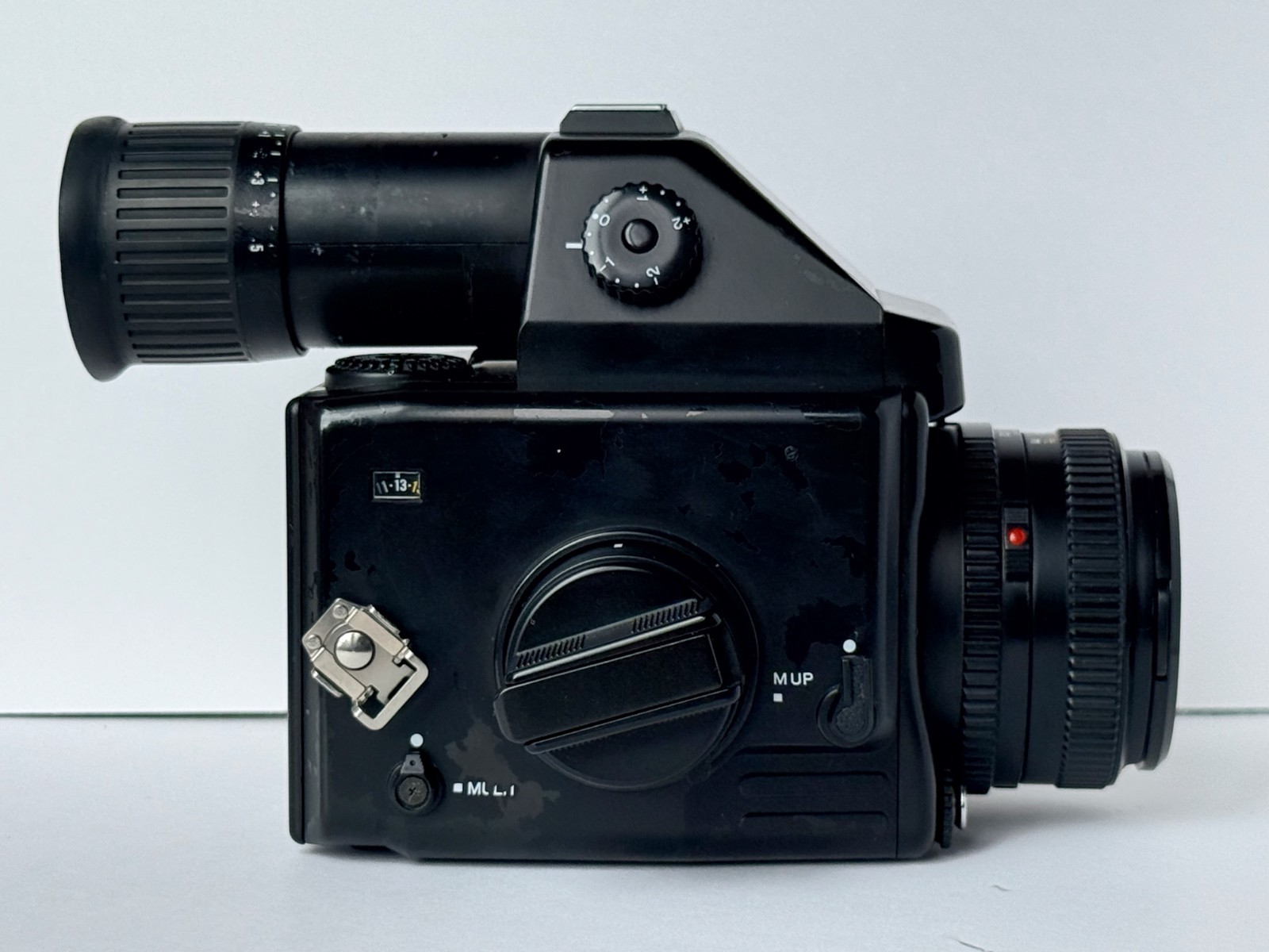 Mamiya 645E Medium Format SLR Film Camera Body + Removable Grip + 120 Film Inser