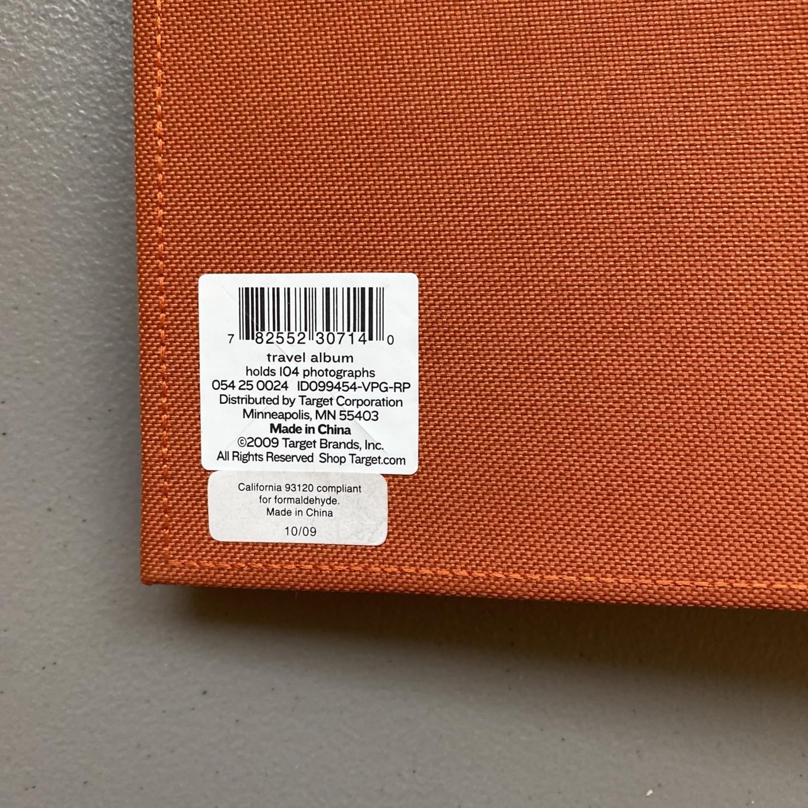 Photo Album Travel Theme 7 X 9 Orange Cloth Cover Target 2009 Holds 104 Photos