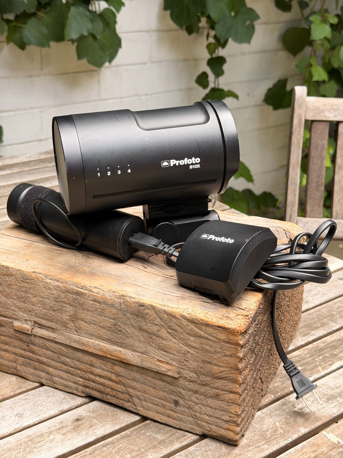 Profoto B10X Kit w/ Two Batteries and Charger