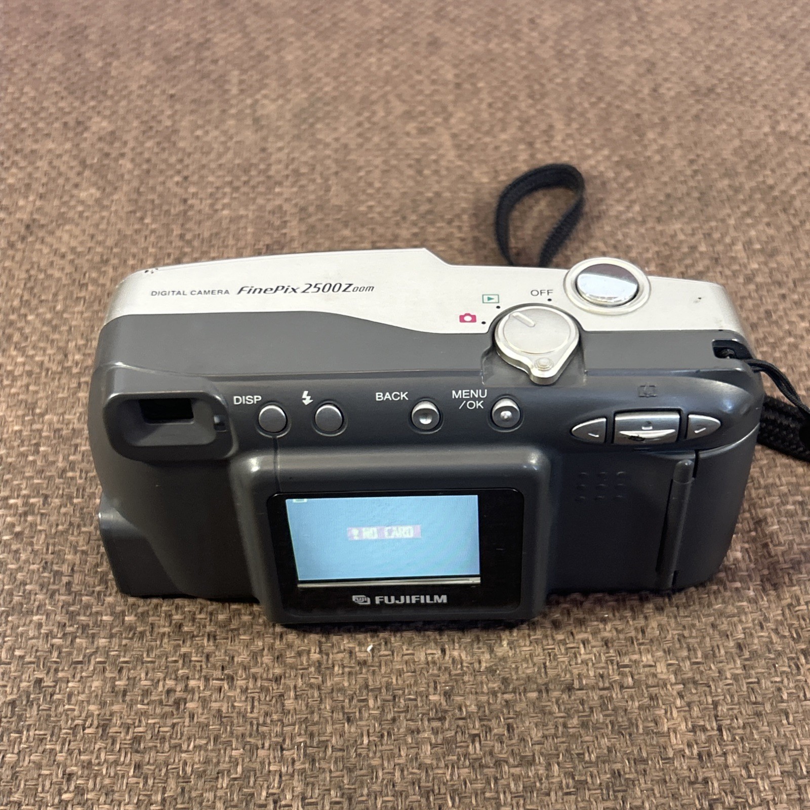 FUJIFILM FinePix 2500Z Compact digital camera AA battery powered Made in Japan
