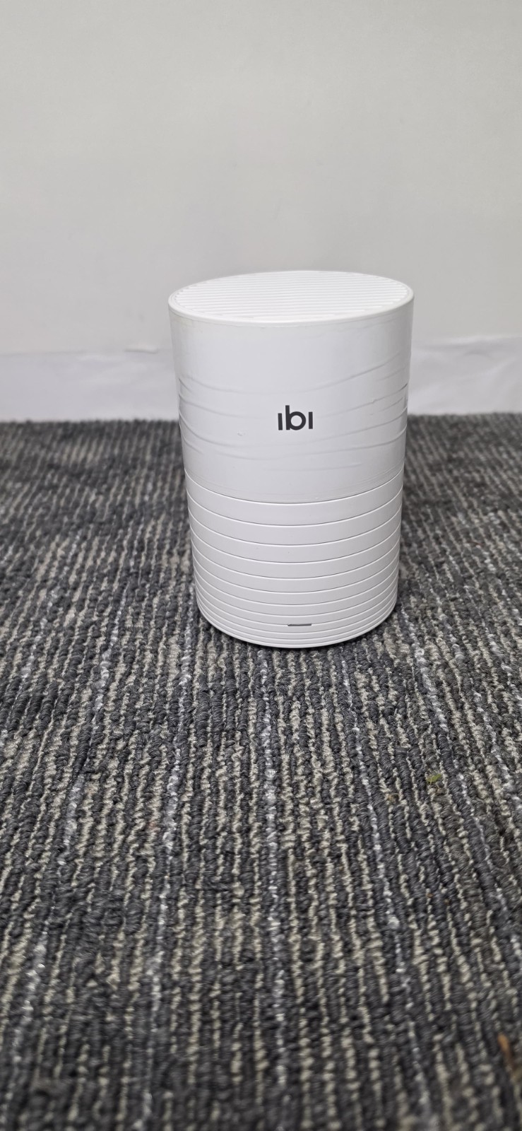 ibi The Smart Photo/Video Manager 1tb capacity – White, Brand New, Open Box