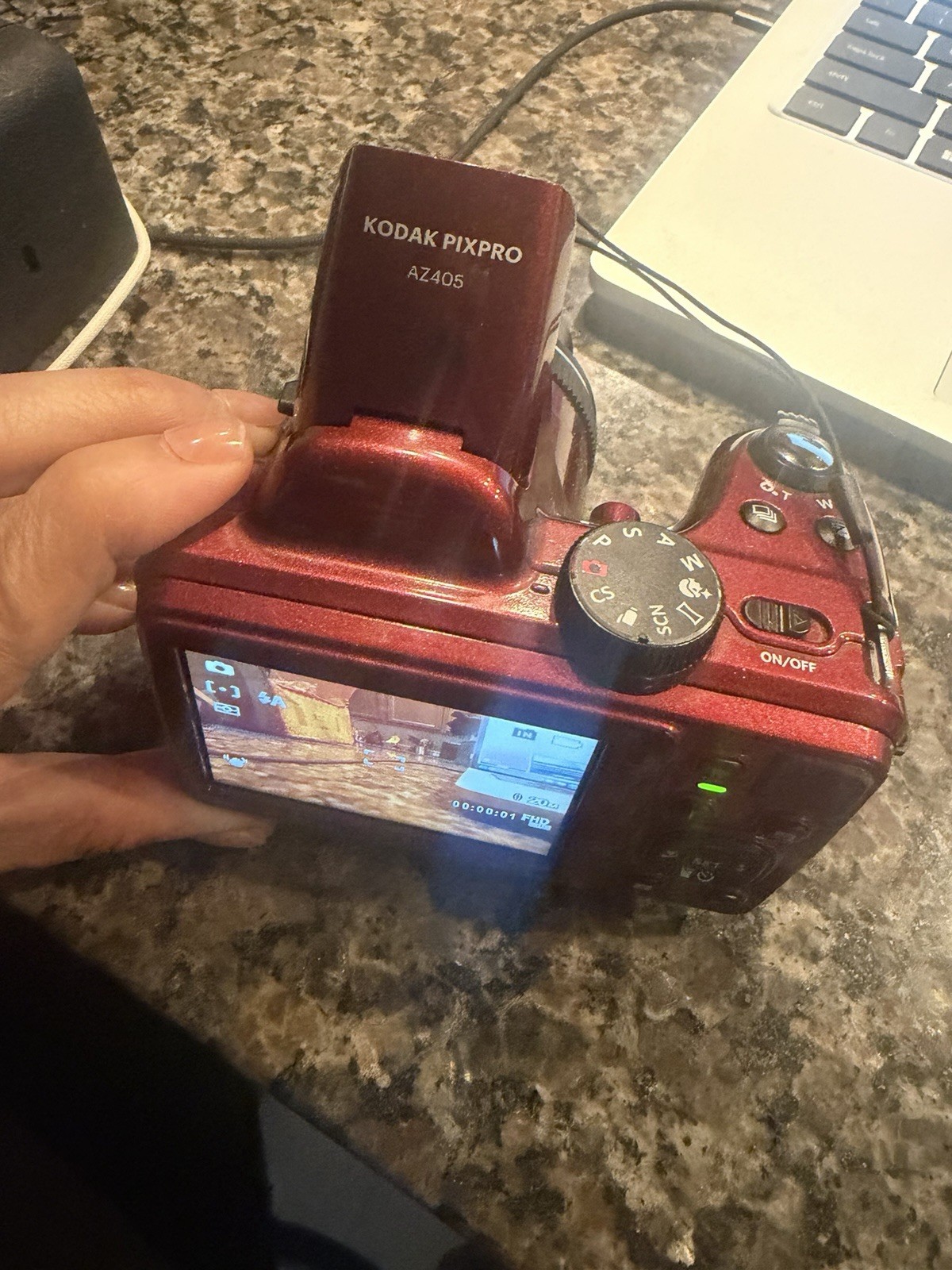 Kodak PIXPRO AZ405 Red Digital Camera 20-MP 40X Zoom
