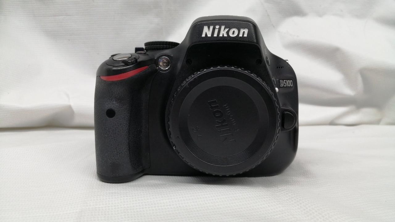 Nikon D5100 DSLR Camera Body + 18-55mm Lens Kit 16.9MP APS-C