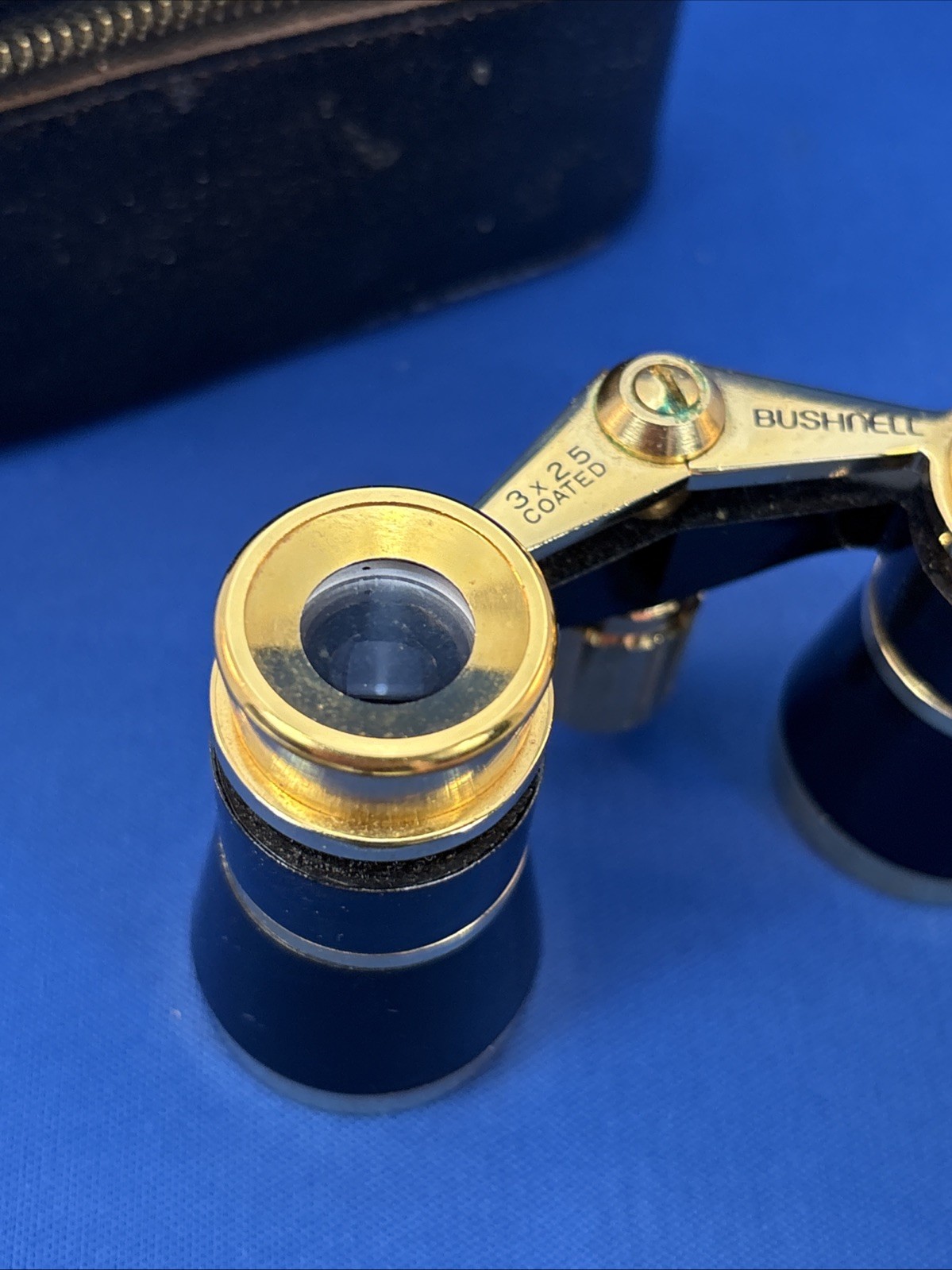 Bushnell Theater & Opera Glasses 3×25 Black Gold Case