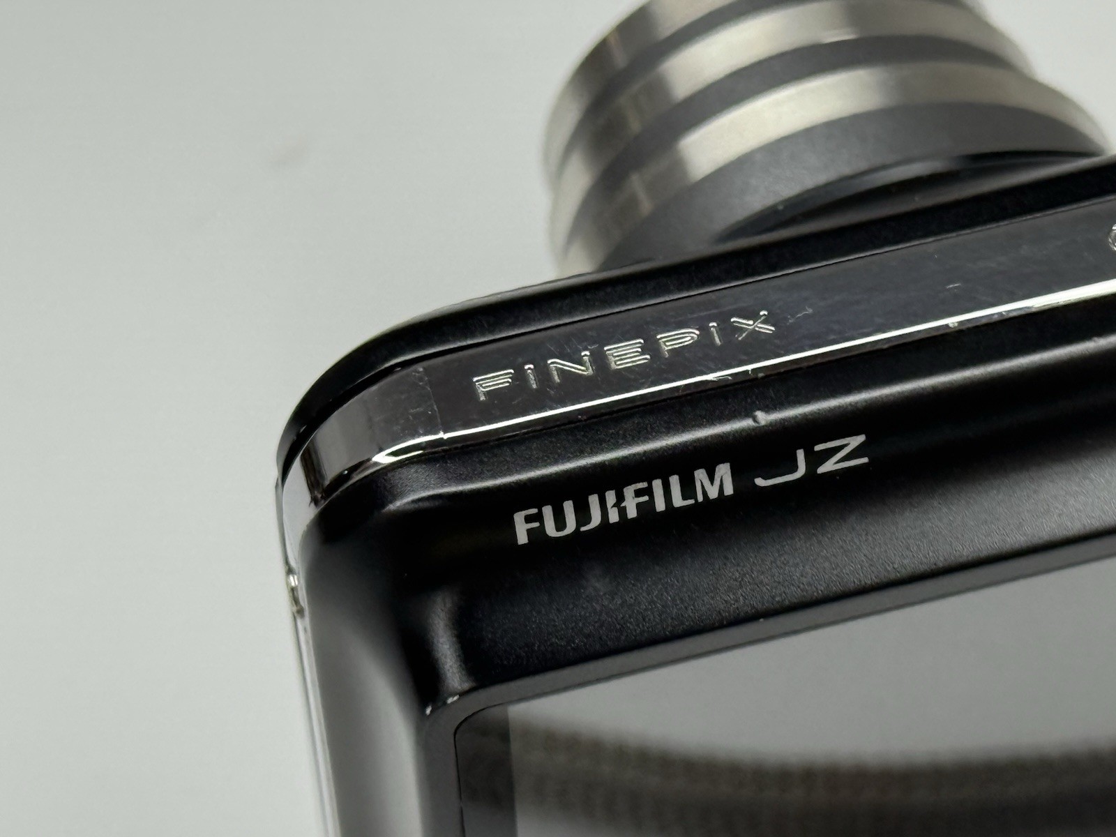 Fujifilm FinePix JZ300 12MP Digital Camera Black 10x Zoom Works W/ Screen Issue!