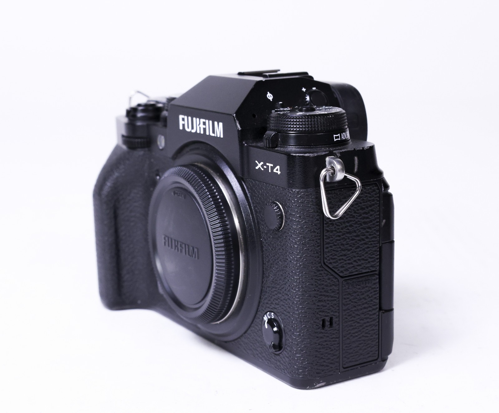 Fujifilm X-T4 26.1 MP Mirrorless Camera – USA