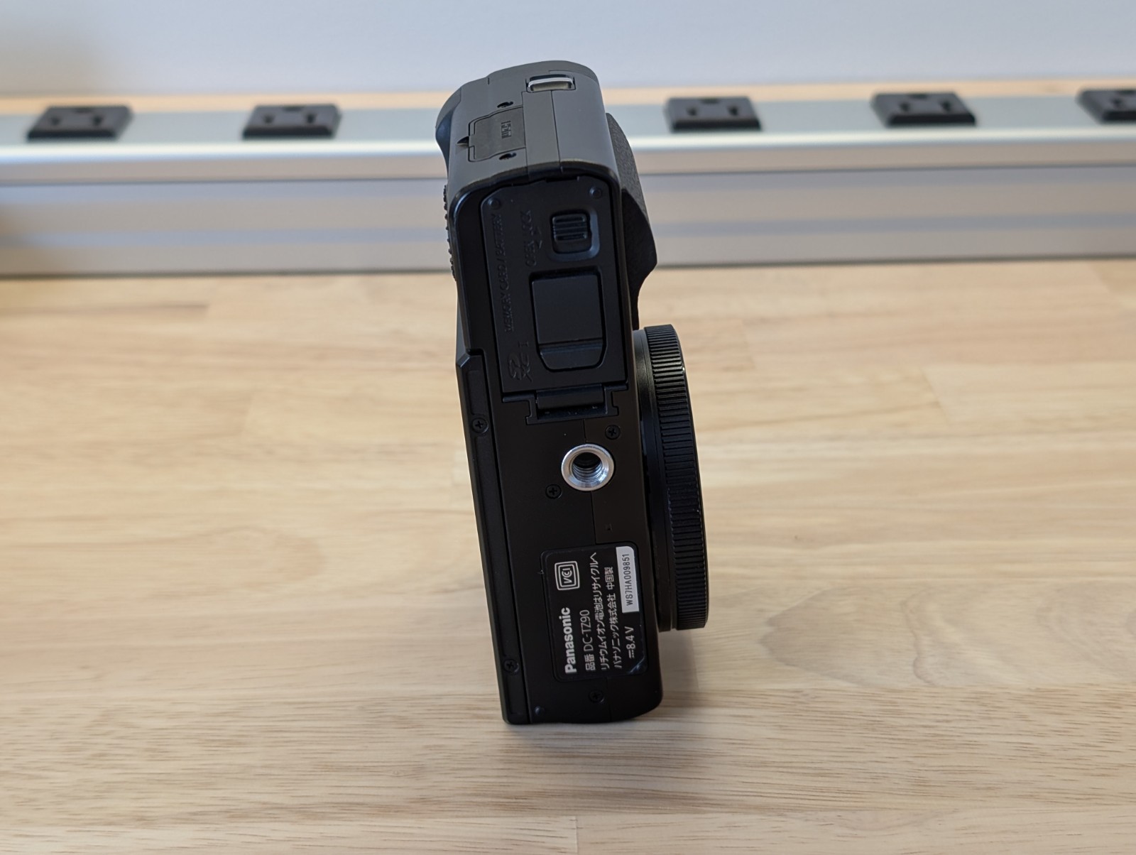 Near Mint Panasonic LUMIX DC-TZ90 Compact Camera 20.3MP 4K Video 30x Zoom Black