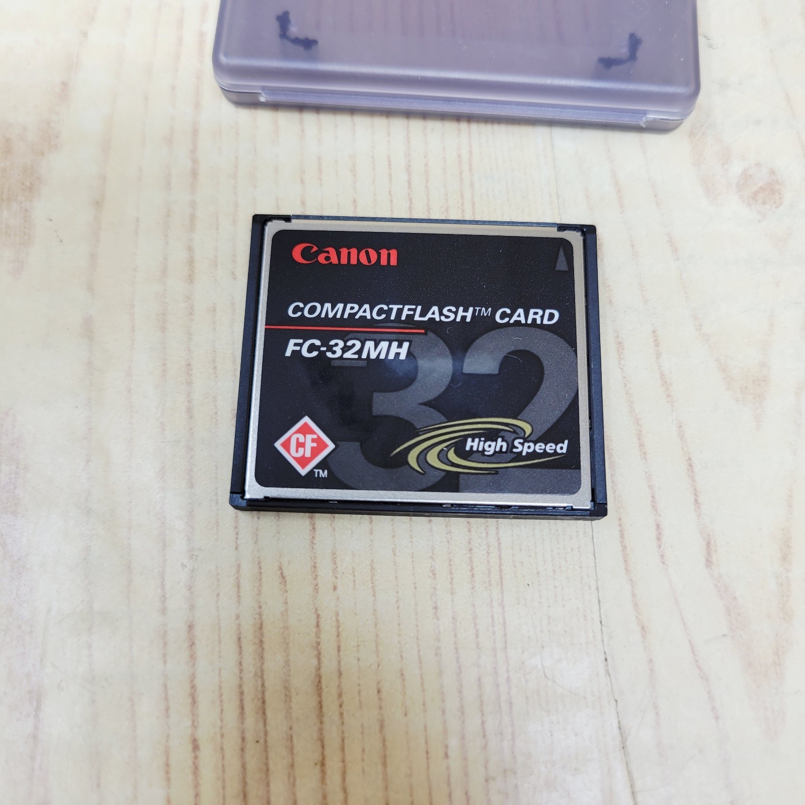 Canon CompactFlash CF High Speed Digital Camera Memory Card FC-32MH + Case