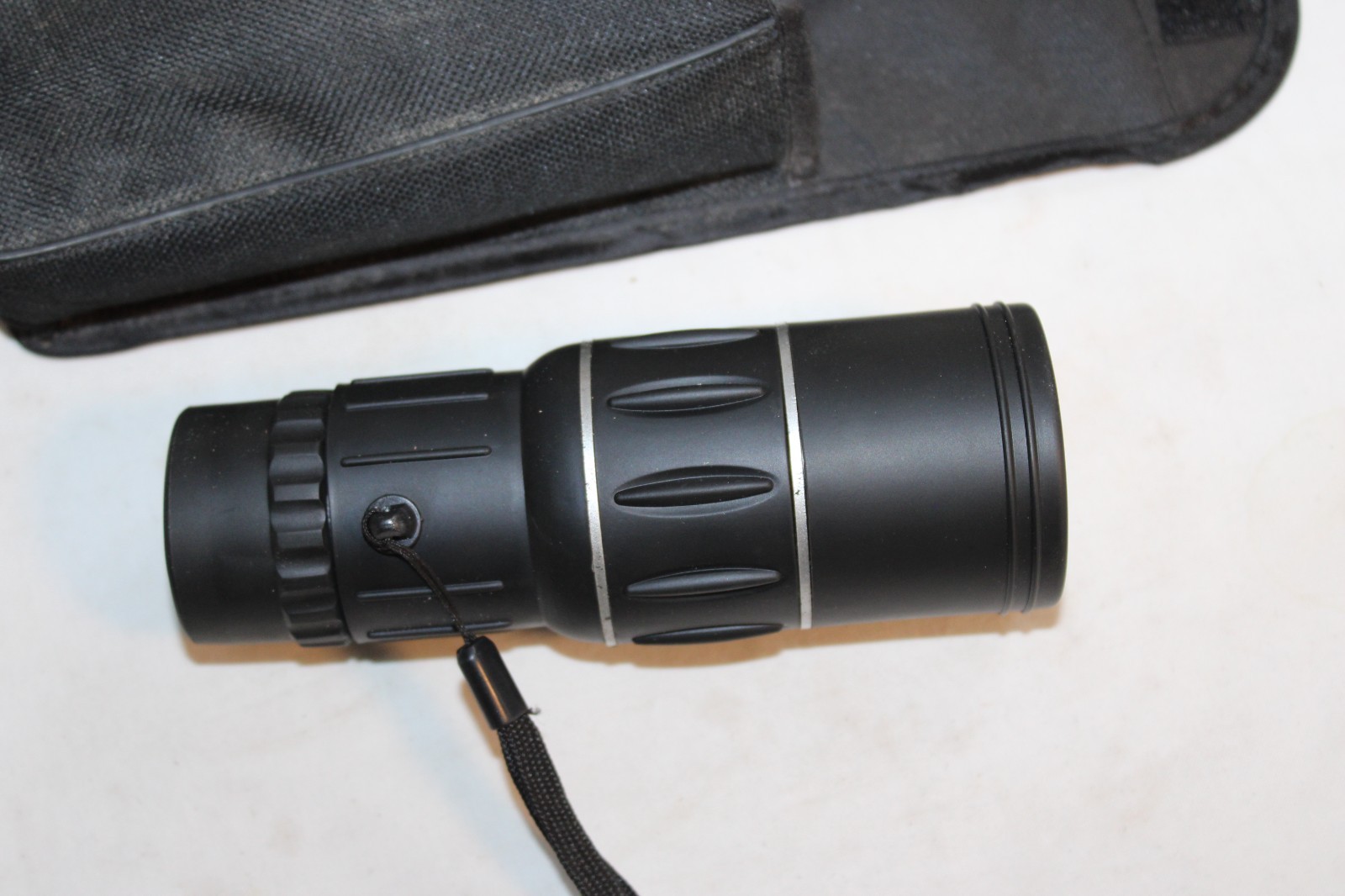Bushnell 16×52 66m/8000m Day & Night 22 Degree Field Monocular Spotting Scope