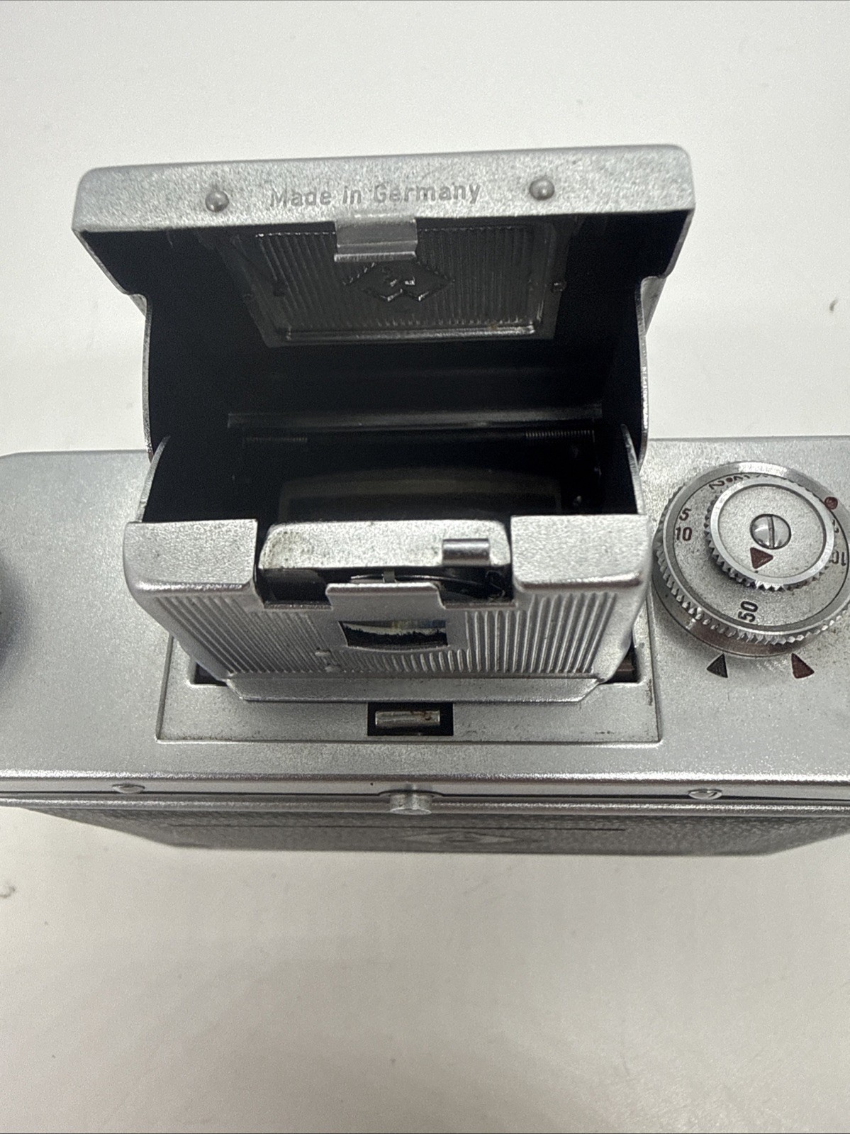Praktica FX 35mm SLR Camera W/ Carl Zeiss Tessar 50mm f/2.8 Lens (Untested)